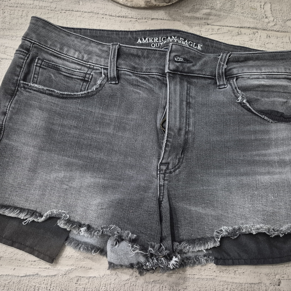American Eagle Outfitters Women's Gray Denim Shorts